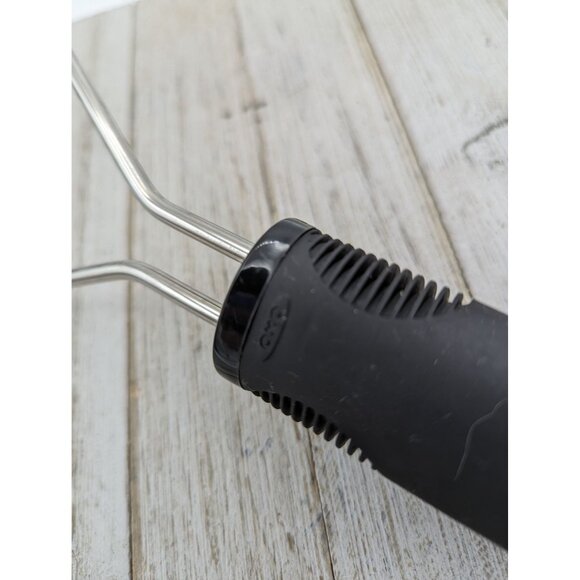 OXO Potato Vegetable Masher Black Handle Utensil 9 1/4" - Picture 4 of 8